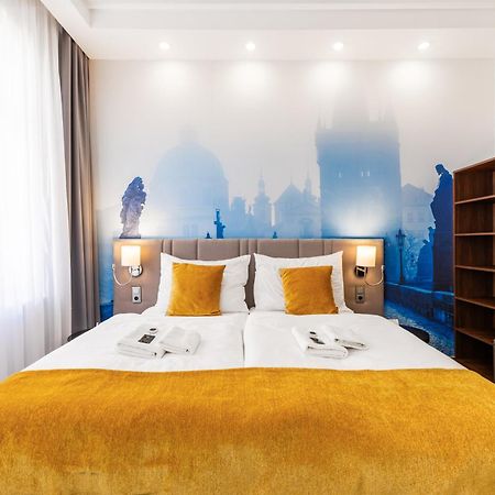 A1 Royal Plaza Hotel Praha Bagian luar foto