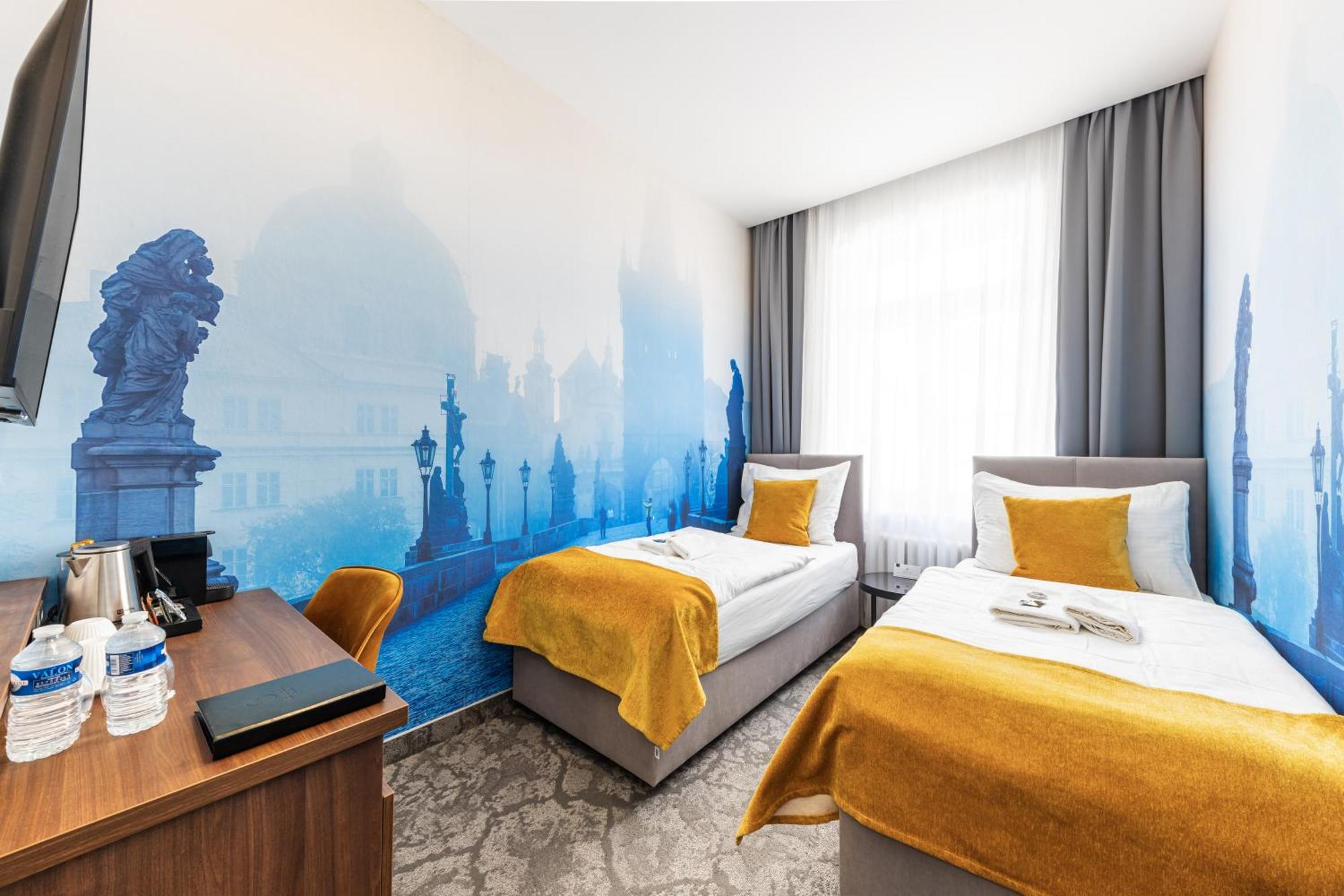A1 Royal Plaza Hotel Praha Bagian luar foto