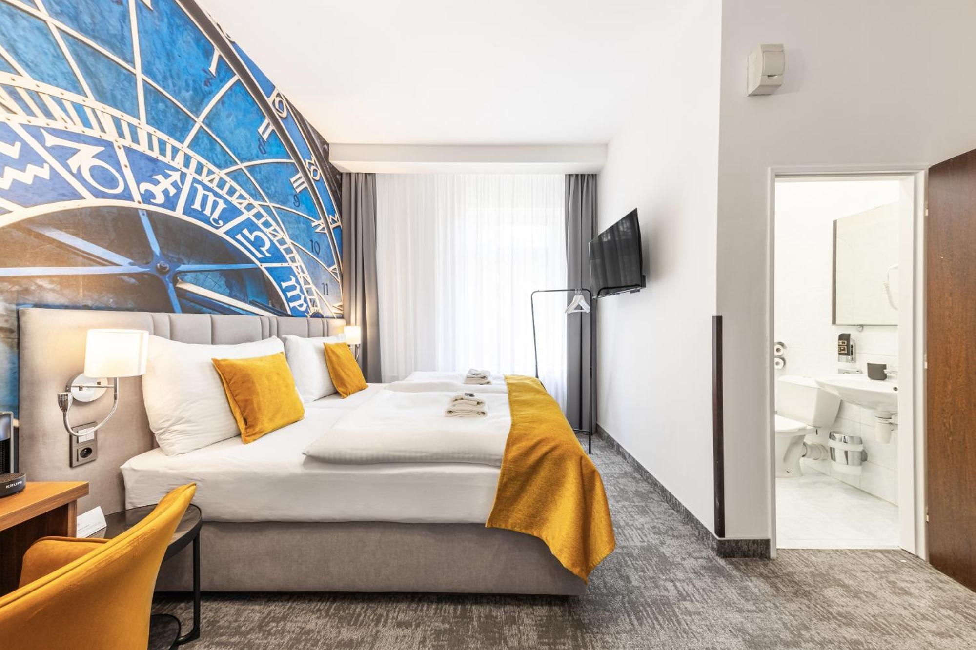 A1 Royal Plaza Hotel Praha Bagian luar foto